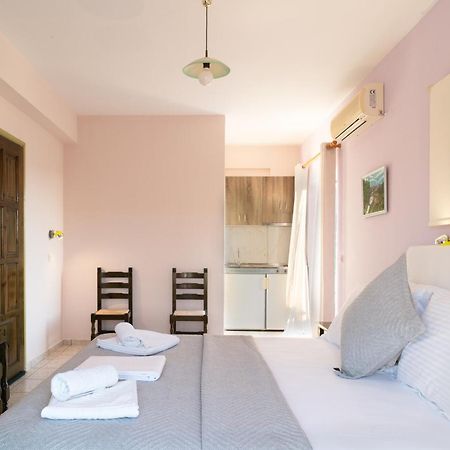 Vasiliki Studios Петра Экстерьер фото